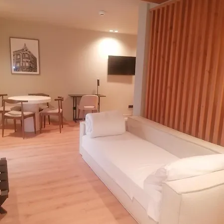 Hotel U-hotel Aduana