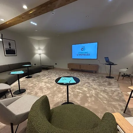 Hotel U-hotel Aduana