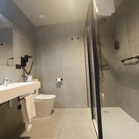 U-hotel Aduana Hotell 3*