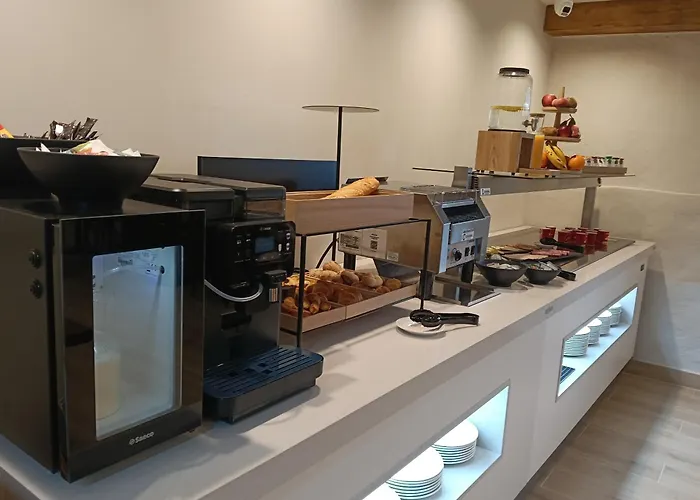 U-hotel Aduana ホテル