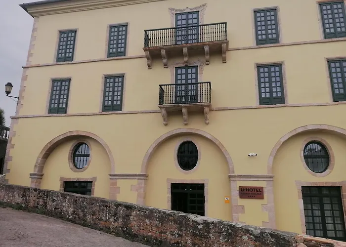 U-hotel Aduana ホテル リバデオ