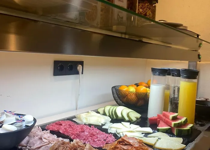 U-hotel Aduana リバデオ