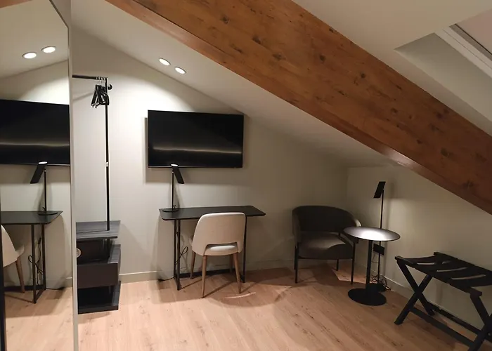 Otel U-hotel Aduana 2*