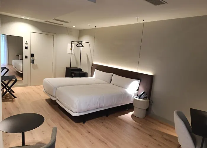 Отель U-hotel Aduana 3*