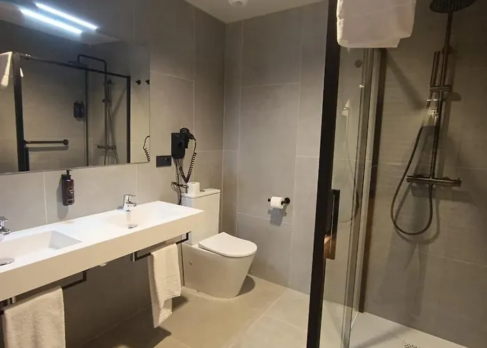 U-hotel Aduana Отель