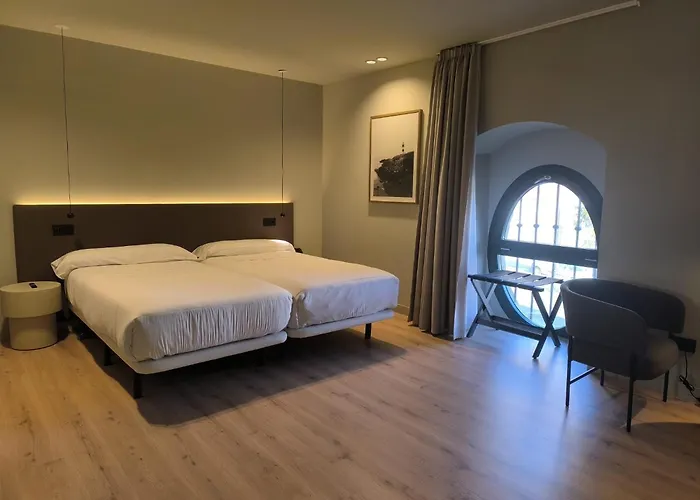 Отель U-hotel Aduana
